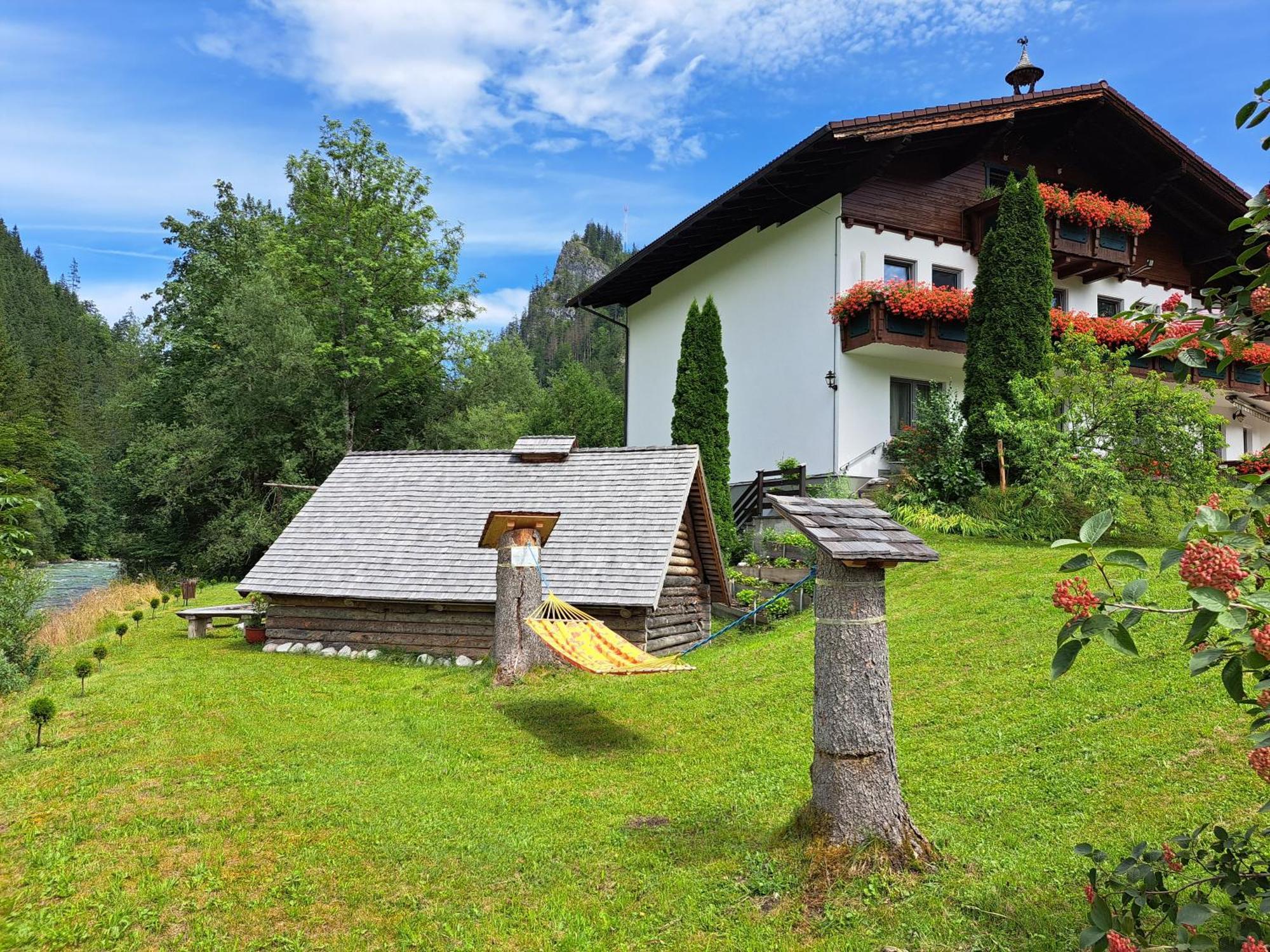 Hotel Garni Landhaus Burtlmair Hinterstoder Exteriér fotografie